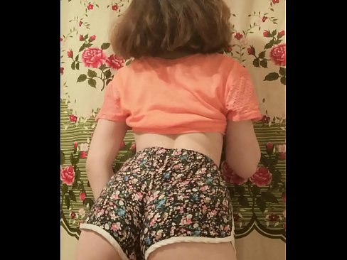 ❤️ Сексуальна молода красуня знімає шорти на камеру ️❌ Порно vk у нас
